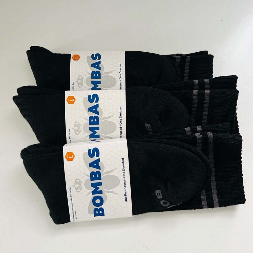 Bombas lot of 3 crew size large unisex